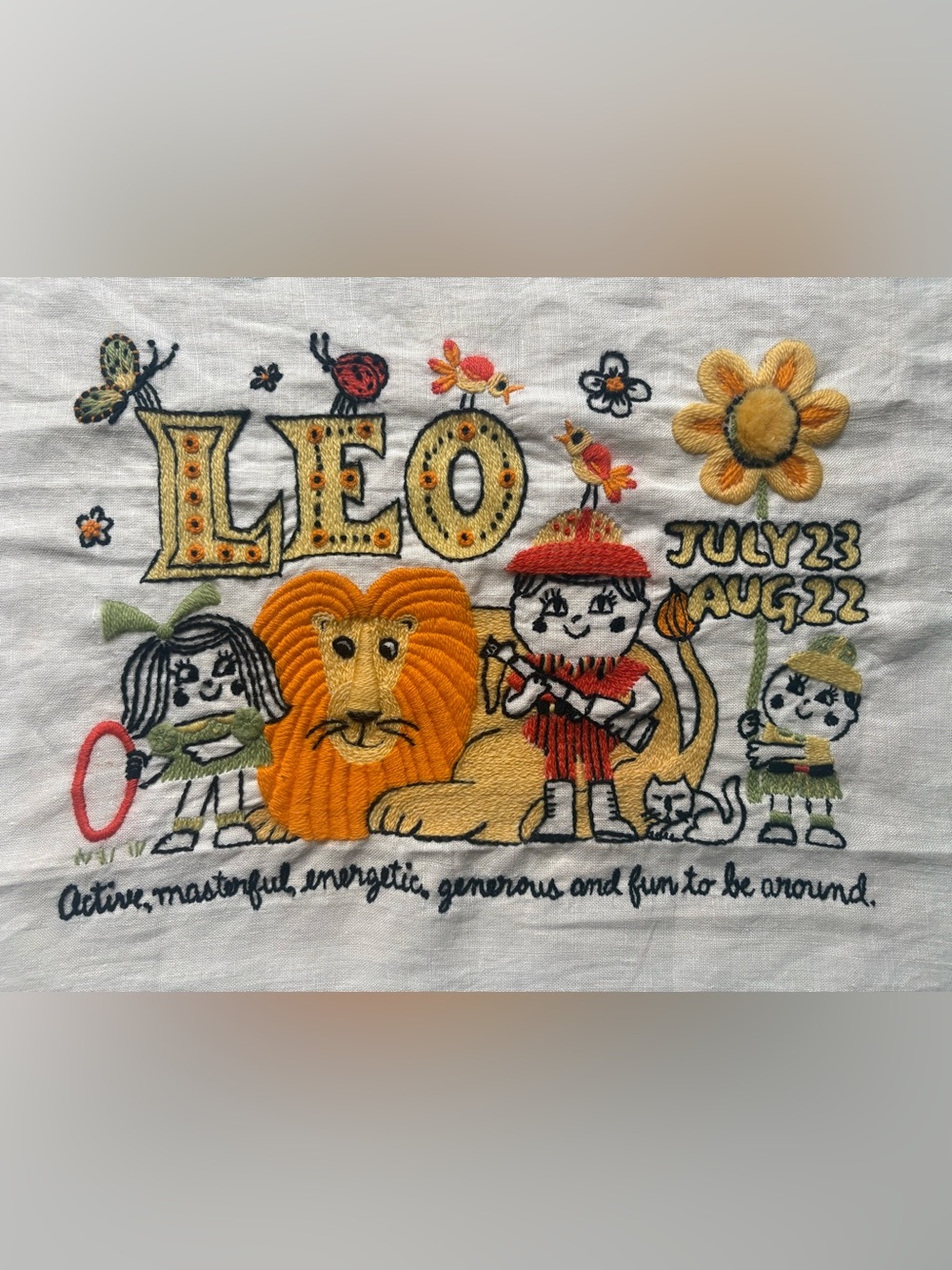 LEO the lion vintage PARAGON 0748 crewel complete zodiac 70’s gorgeous crafted